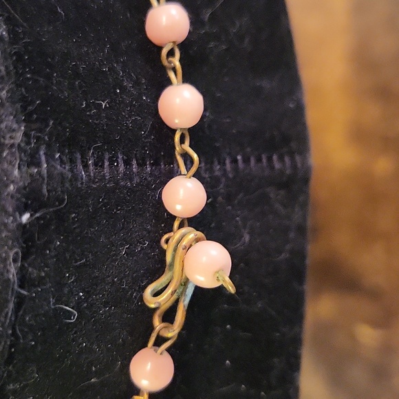 Vintage Pink Bead Necklace - Picture 2 of 5